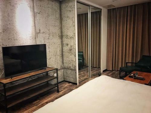 G + Hotel