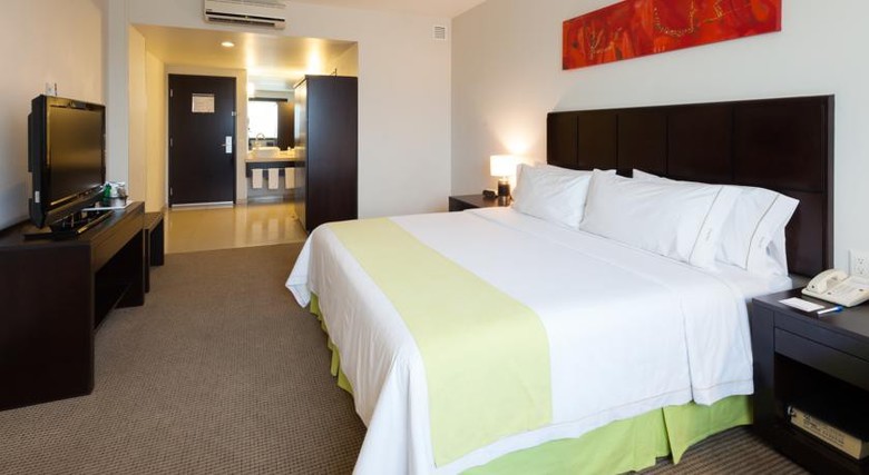 Hotel Holiday Inn Express Guadalajara Uag