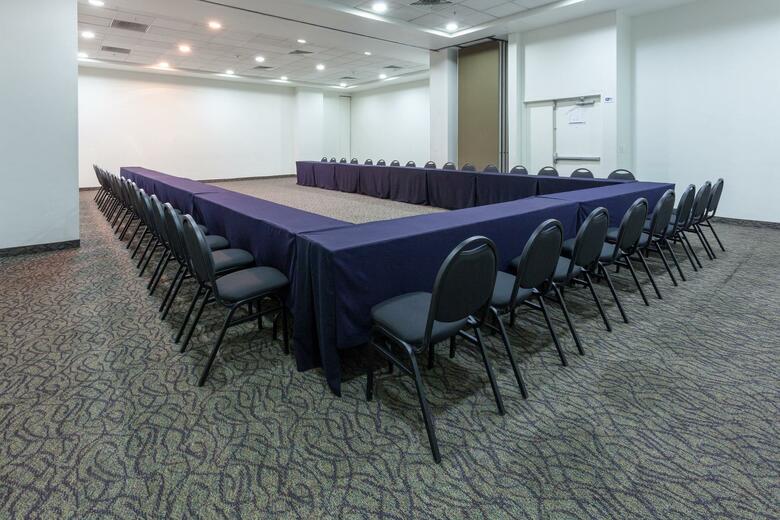 Hotel Holiday Inn Express Guadalajara Uag