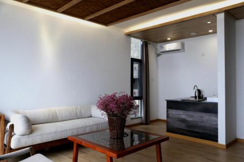 Hostal Beyond The Terrace Residence
