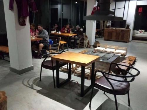 Hostal Beyond The Terrace Residence
