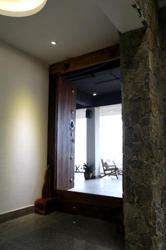 Hostal Beyond The Terrace Residence