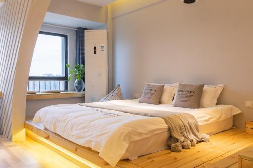 Nordic Europe Cinema Apartment