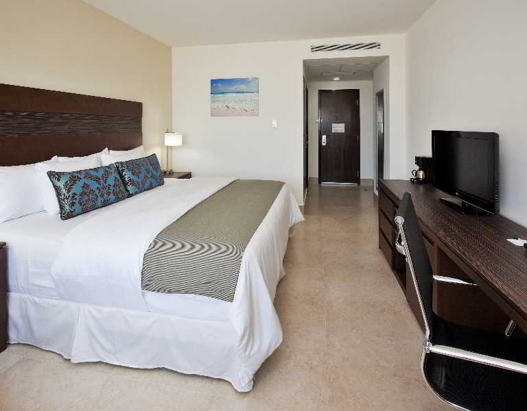 Hotel Wyndham Garden Cancun Downtown