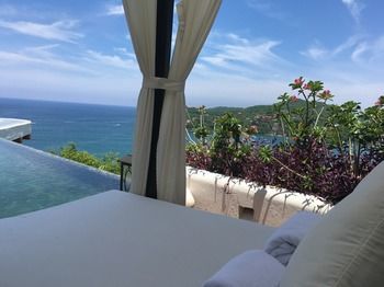 Tentaciones Hotel And Lounge Pool