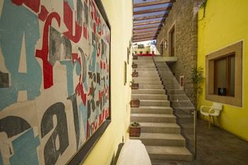 Monteleon Hotel And Suites