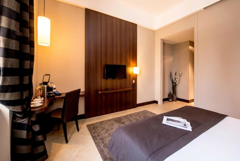 Hotel Th Roma - Carpegna Palace