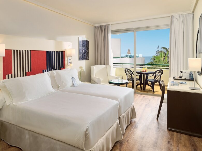 Hotel H10 Las Palmeras