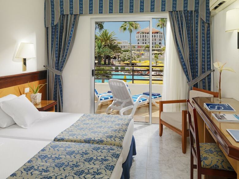 Hotel H10 Las Palmeras