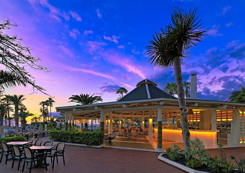 Hotel H10 Las Palmeras