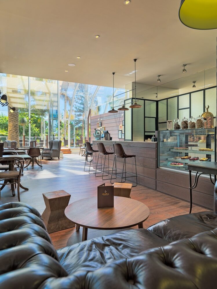 Hotel H10 Las Palmeras