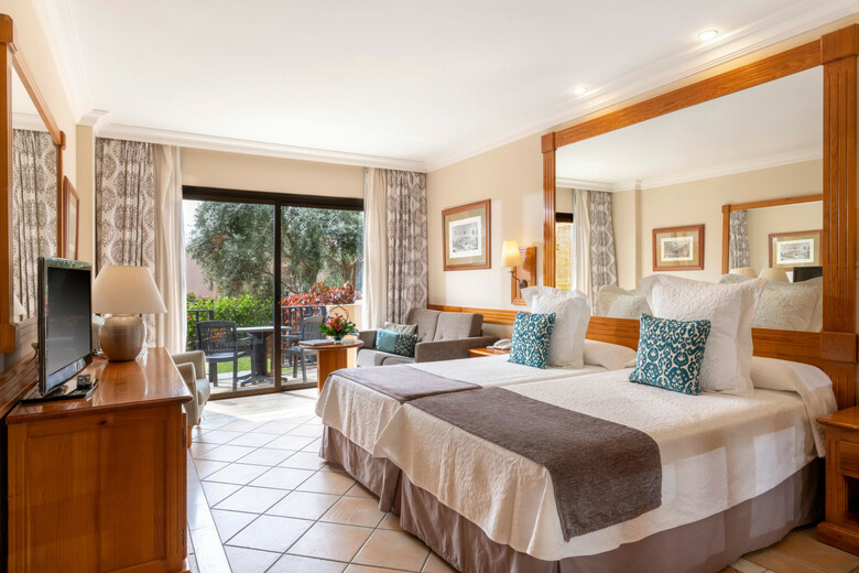 Hotel Gf Gran Costa Adeje