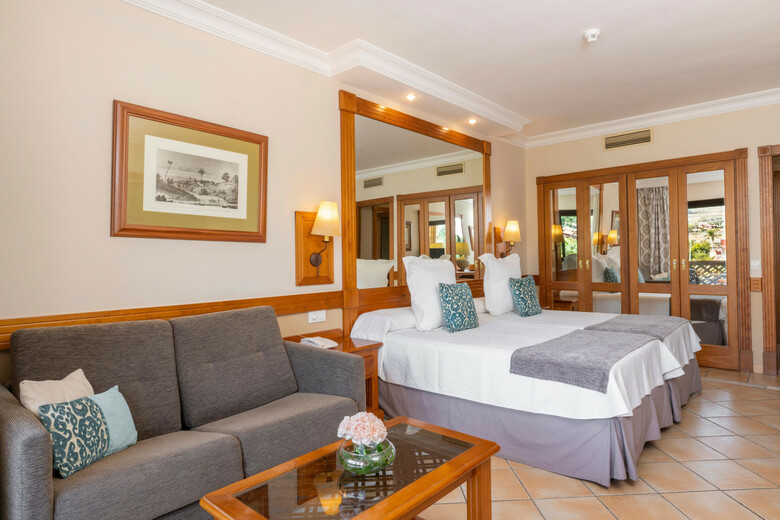 Hotel Gf Gran Costa Adeje