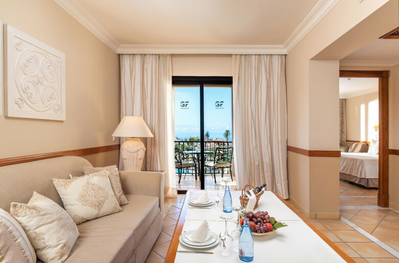 Hotel Gf Gran Costa Adeje