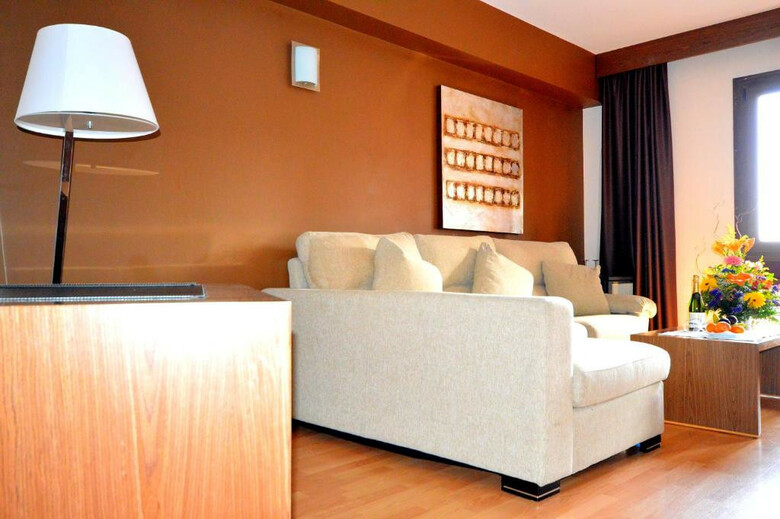 Hotel Adonis Plaza