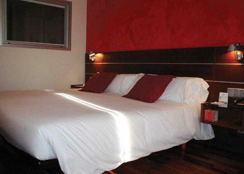 Hotel America