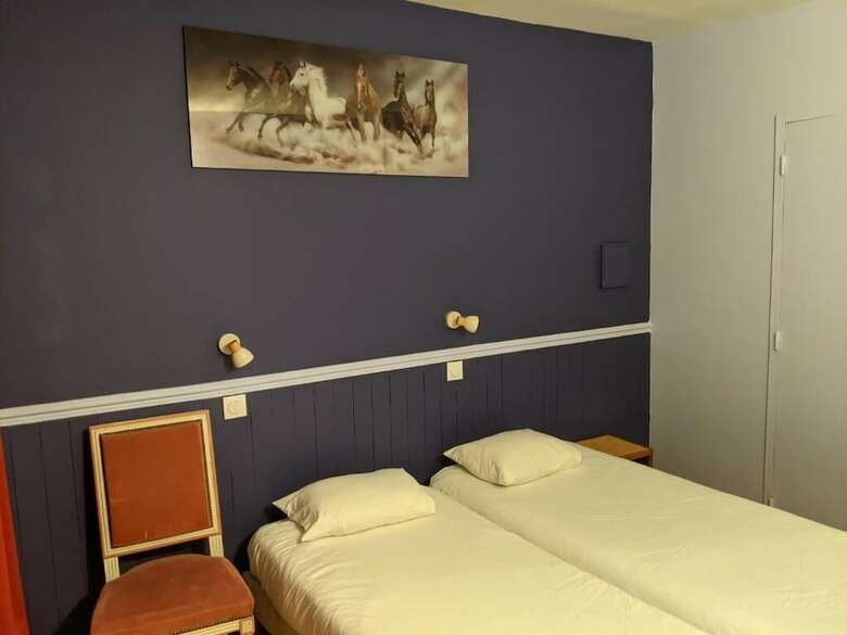 Hotel Apollo Opera