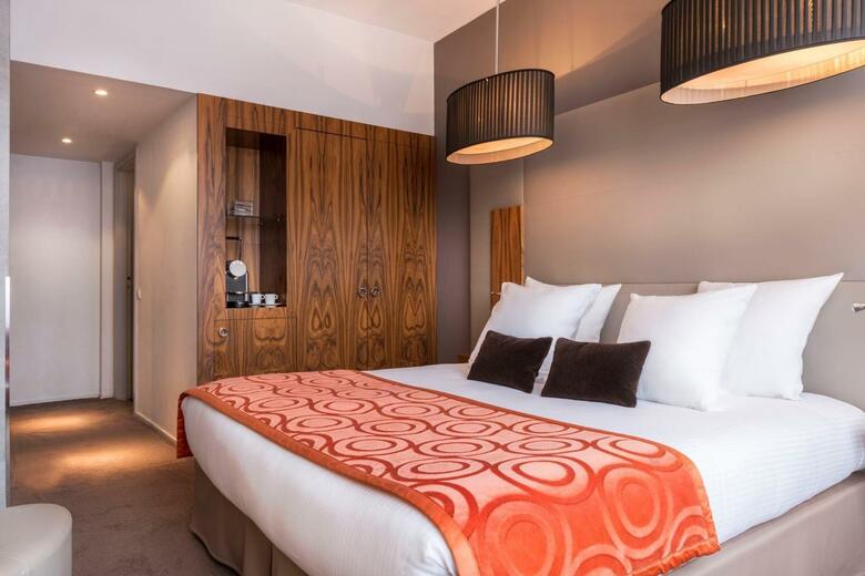 Pley Hotel