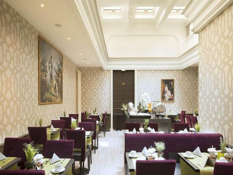 Pley Hotel