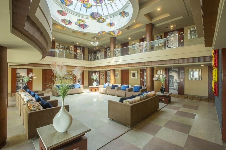 Hotel Vesta International