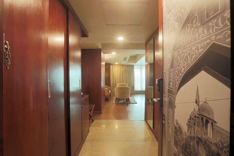 Hotel Vesta International
