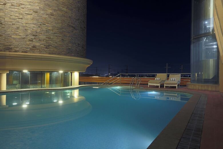 Hotel Vesta International