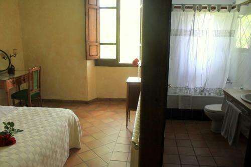 Hotel Castell De Gimenelles