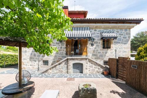 Hotel El Torre�n De Navacerrada