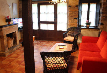 Hotel Rural La Tahona De Besnes