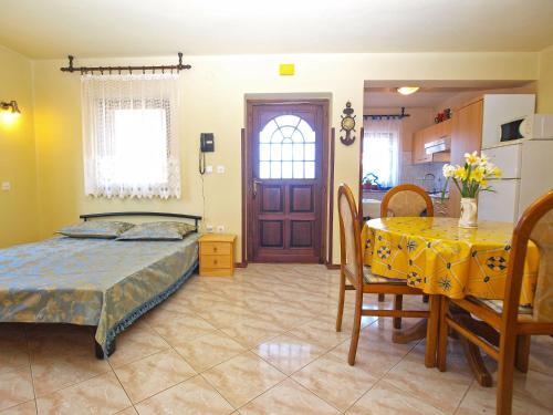 Apartment Marija 1294