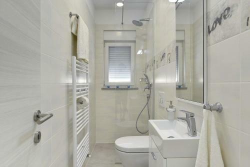 Villa White
