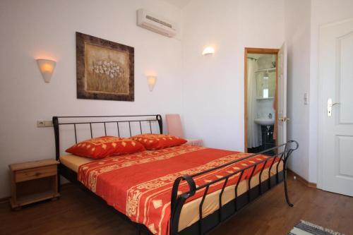 Hostal Double Room Baska Voda 6704a
