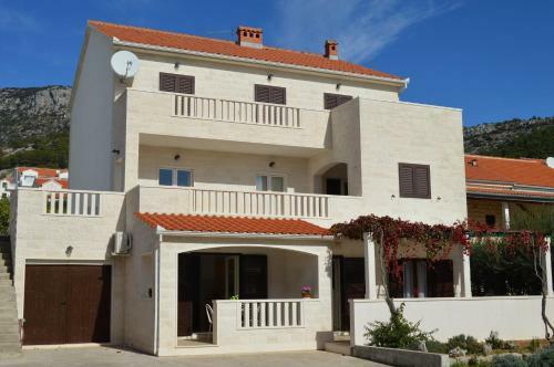 Apartments Fm