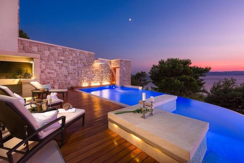 Luxury Villa Brela Pride *****