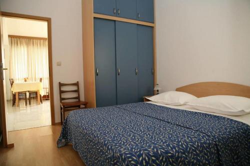 Apartments By The Sea Brela (Makarska) - 13052