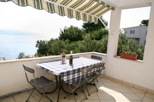 Apartments By The Sea Brela (Makarska) - 13052