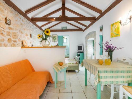 Holiday Home Luna (mod103)