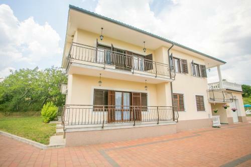 Hostal Villa Maria Buzet