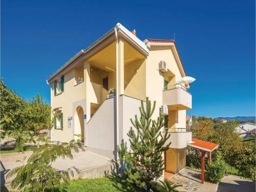 Two-bedroom Apartment In Cizici