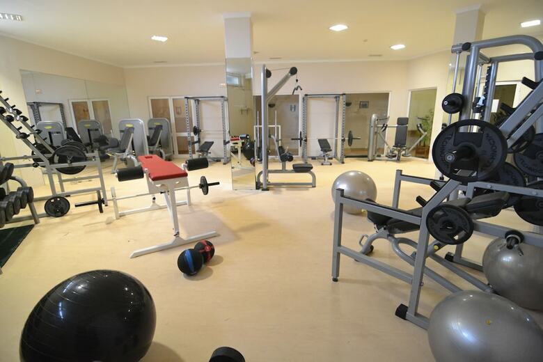 Colina Verde Aparthotel And Golfe