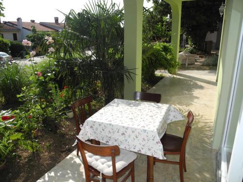 Apartamentos Dubravka 4+2 Pax