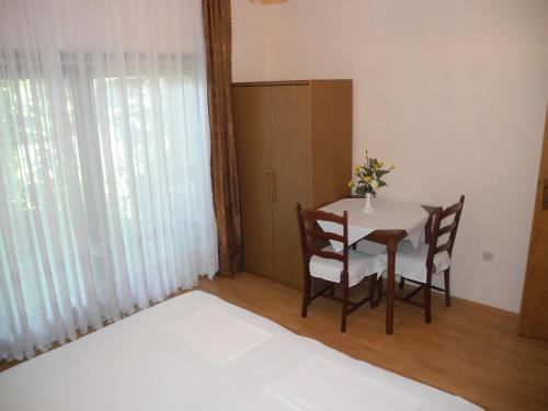 Apartamentos Dubravka 4+2 Pax
