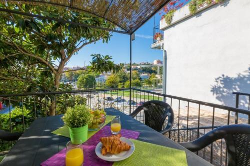 Two-bedroom Apartment In Crikvenica Xliv