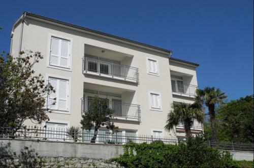 Apartment In Crikvenica 5738
