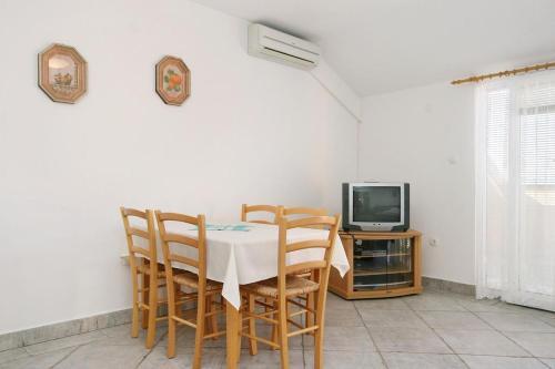 Apartment Crikvenica 5532c