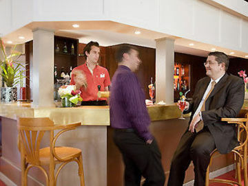 Hotel Ibis Paris Porte de Montreuil