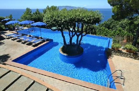 Hotel Torre Di Cala Piccola
