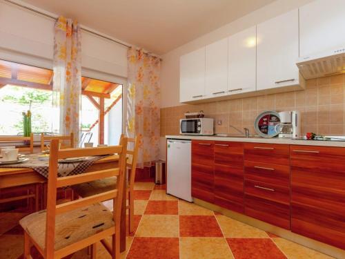 House Kamelija
