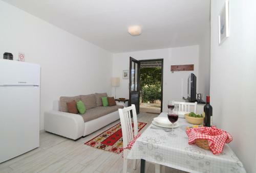 Vicina Summer Apartments