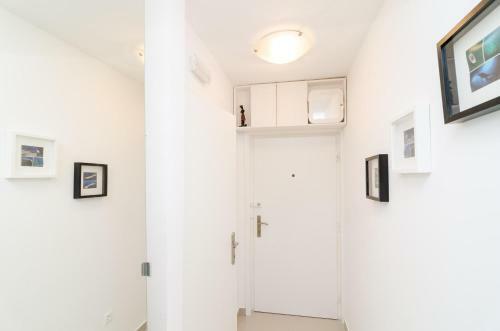 Apartamentos Nives Central Lodge